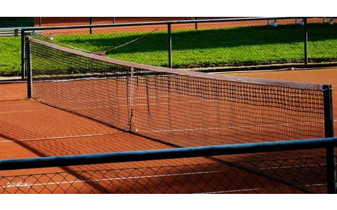 Tennisplatz