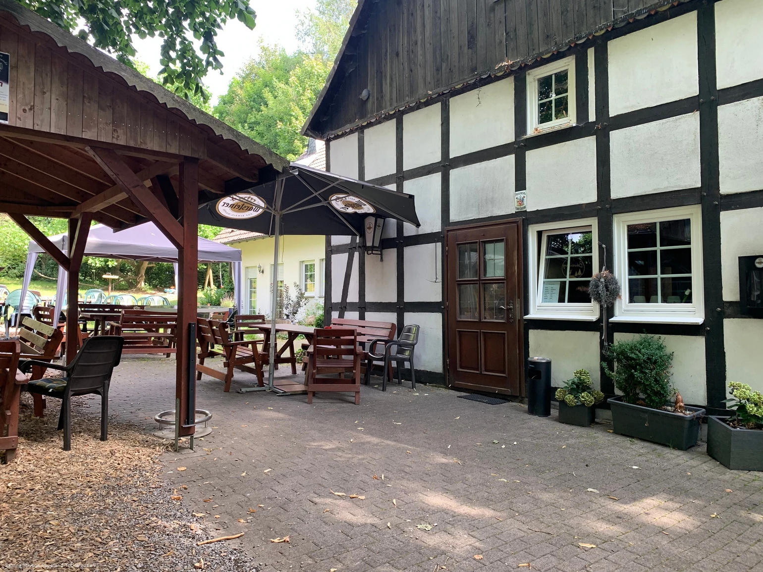 Gasthof Zur Bohnenburg, Suttrop Gasthof Zur Bohnenburg, Suttrop